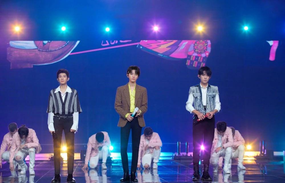 tfboys七年演唱会完整版,tfboys七周年演唱会线上办吗