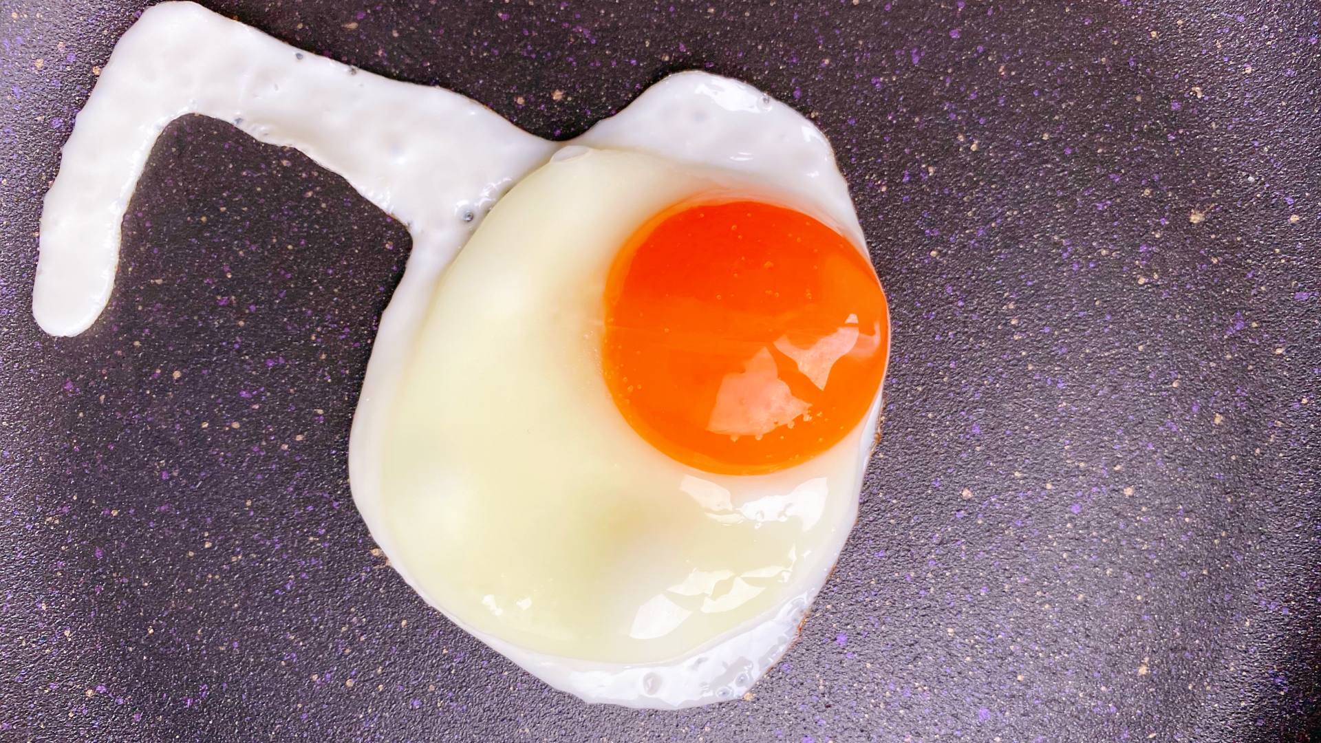 走近氪学|粘锅退款!打死都不粘的不粘锅?