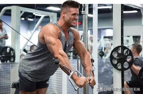 练胸一直没有泵感怎么办,练胸不酸胀了怎么加强度