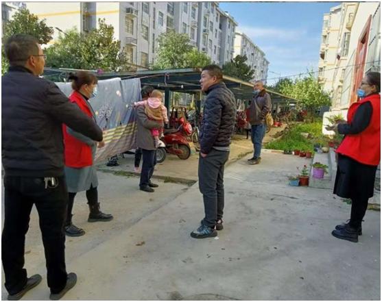 舞钢市院岭街道：协调暖气管道问题暖出居民幸福感