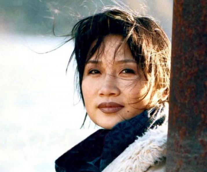 唱青藏高原的李娜是怎么出名的,大家还记得唱青藏高原的李娜吗