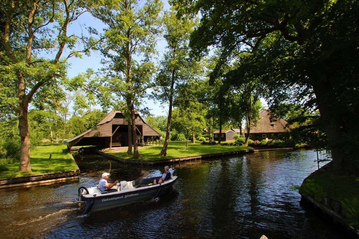 荷兰美丽而神秘的羊角村,羊角村荷兰最受欢迎小镇