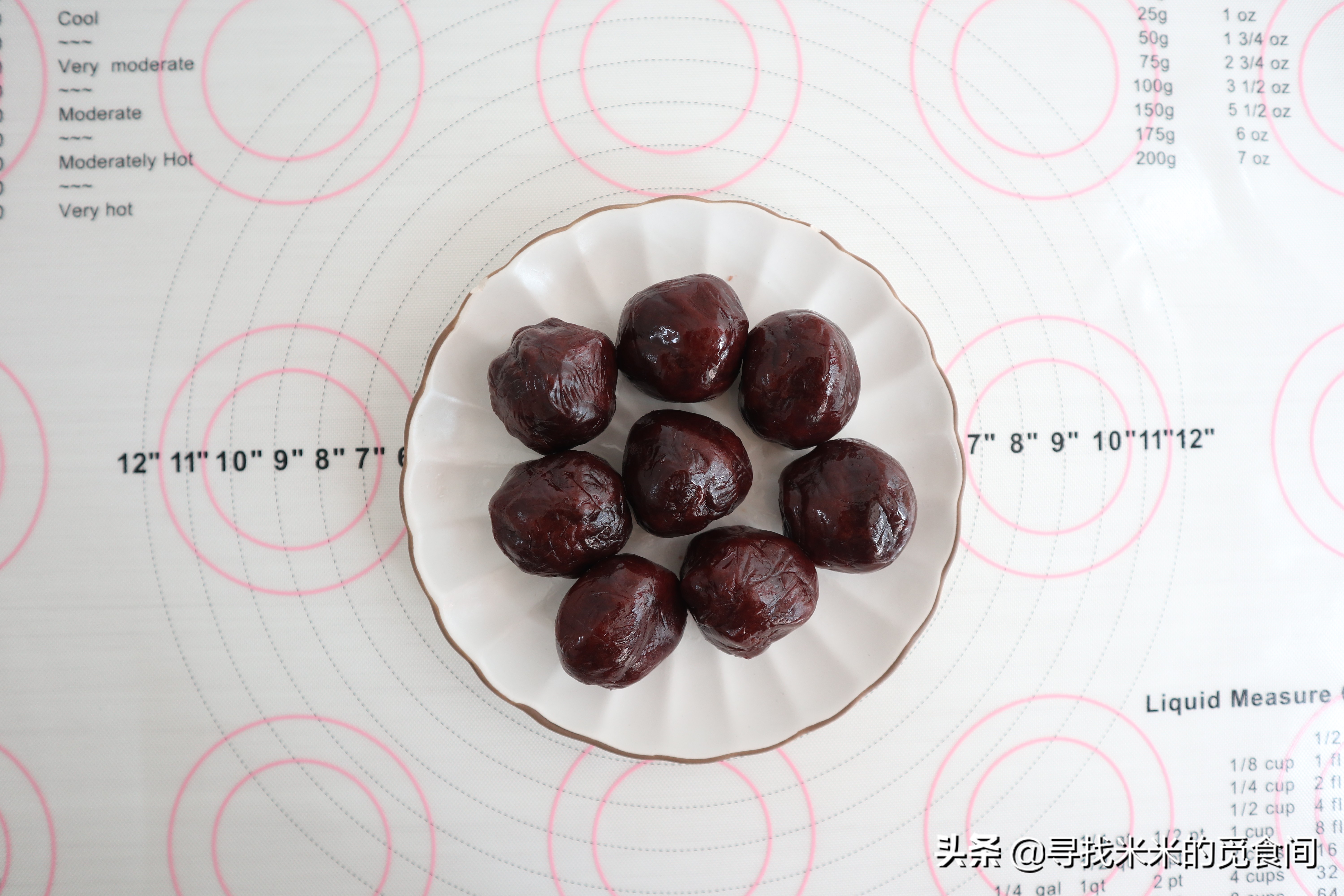 做冰皮月饼用炼乳好还是黄油好,超简单的网红冰皮月饼新手也能做