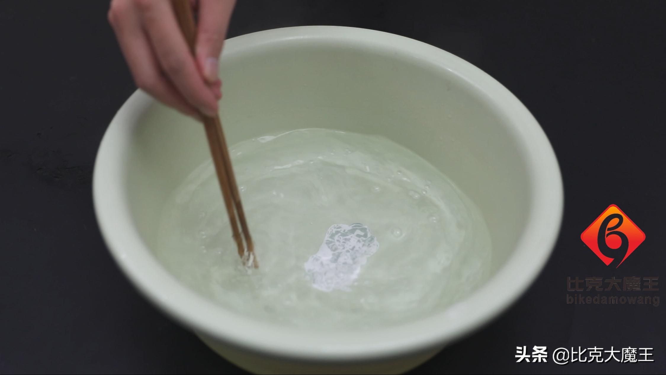 毛巾用久了发黄怎样洗净,毛巾用久了有异味怎么清洗