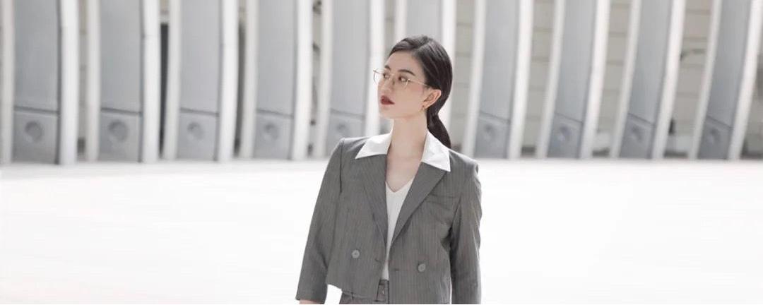 职业装怎么穿搭最好看,职业装穿起来挺有范