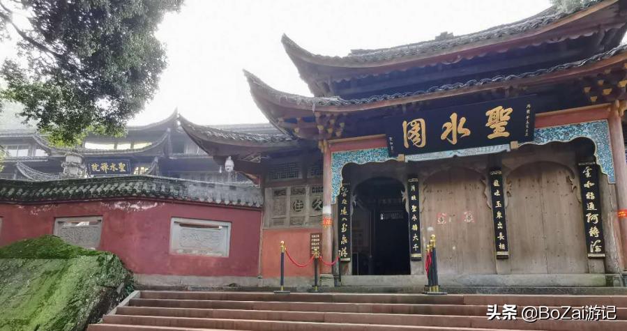 四川峨眉山景区怎么游玩最好,到峨眉山旅游哪家好玩点的多