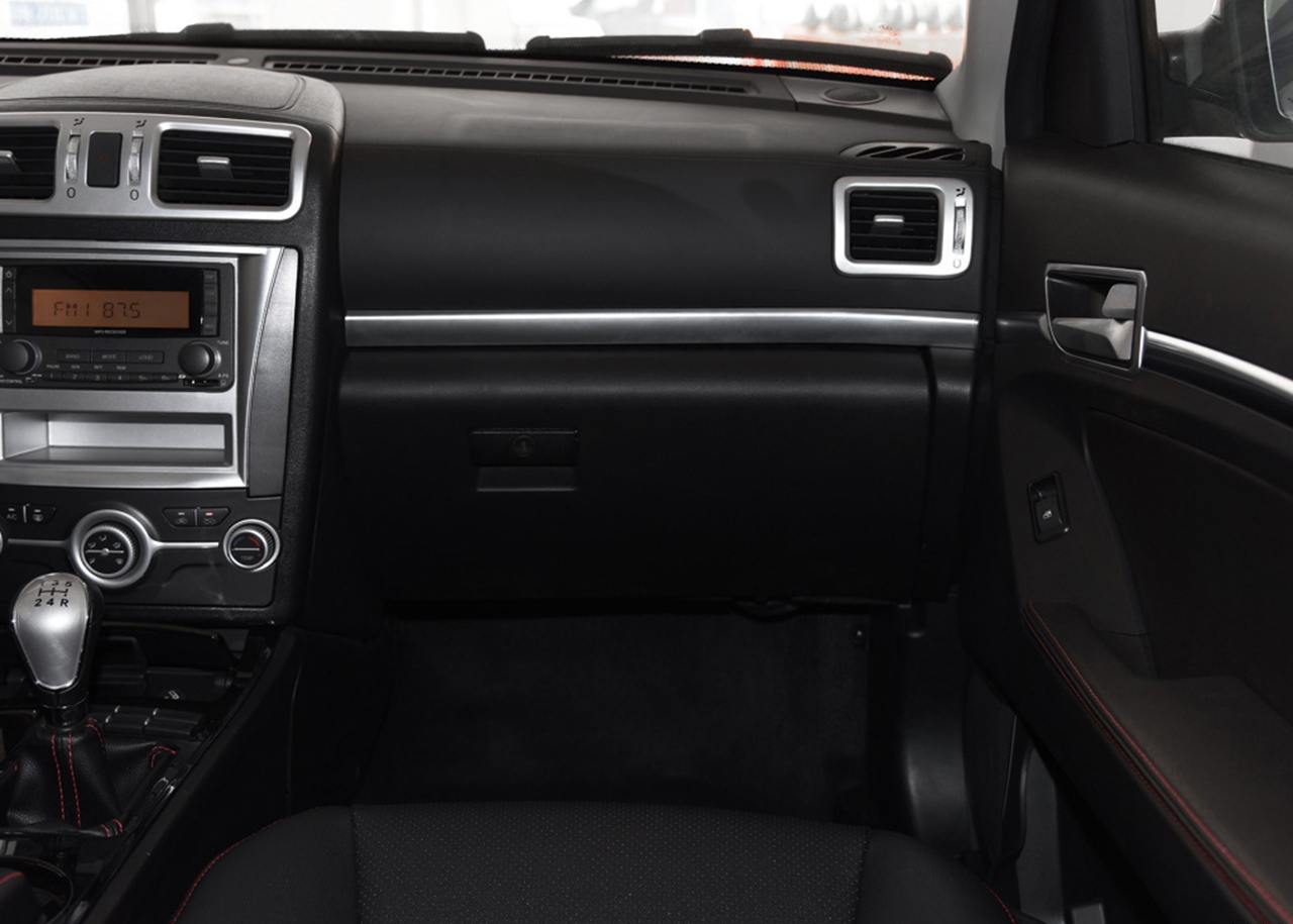 华泰圣达菲7卖了多少,华泰圣达菲7座