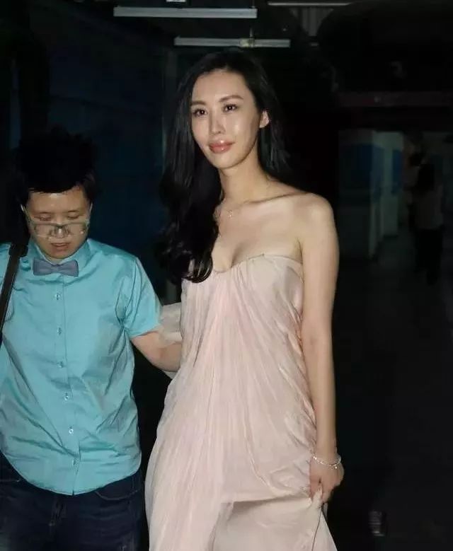 这又当又立的嘴脸真的看腻了…