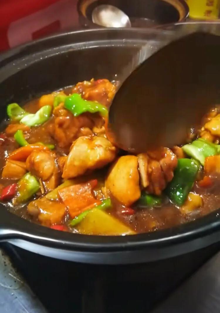 黄焖鸡开店秘方配方,黄焖鸡加盟店开店规划