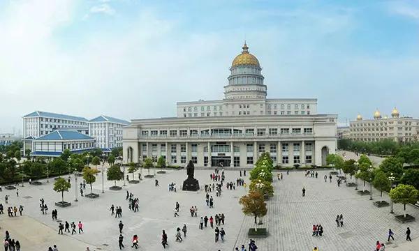 江西外语外贸学院全景图,江西外语外贸职业学院标志性建筑