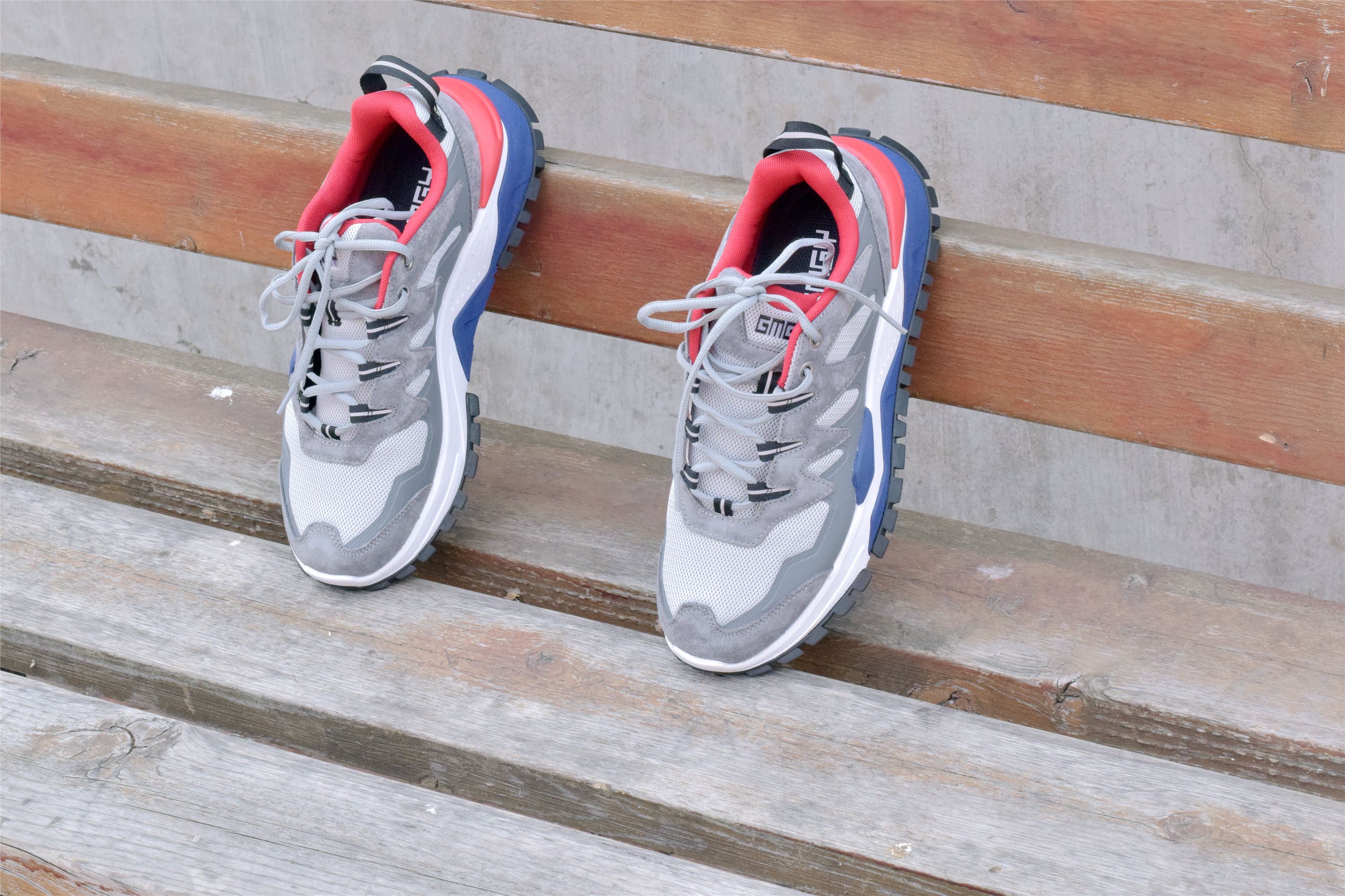 耐克阿迪达斯和小米哪个好,nikeadidas哪些掉价了