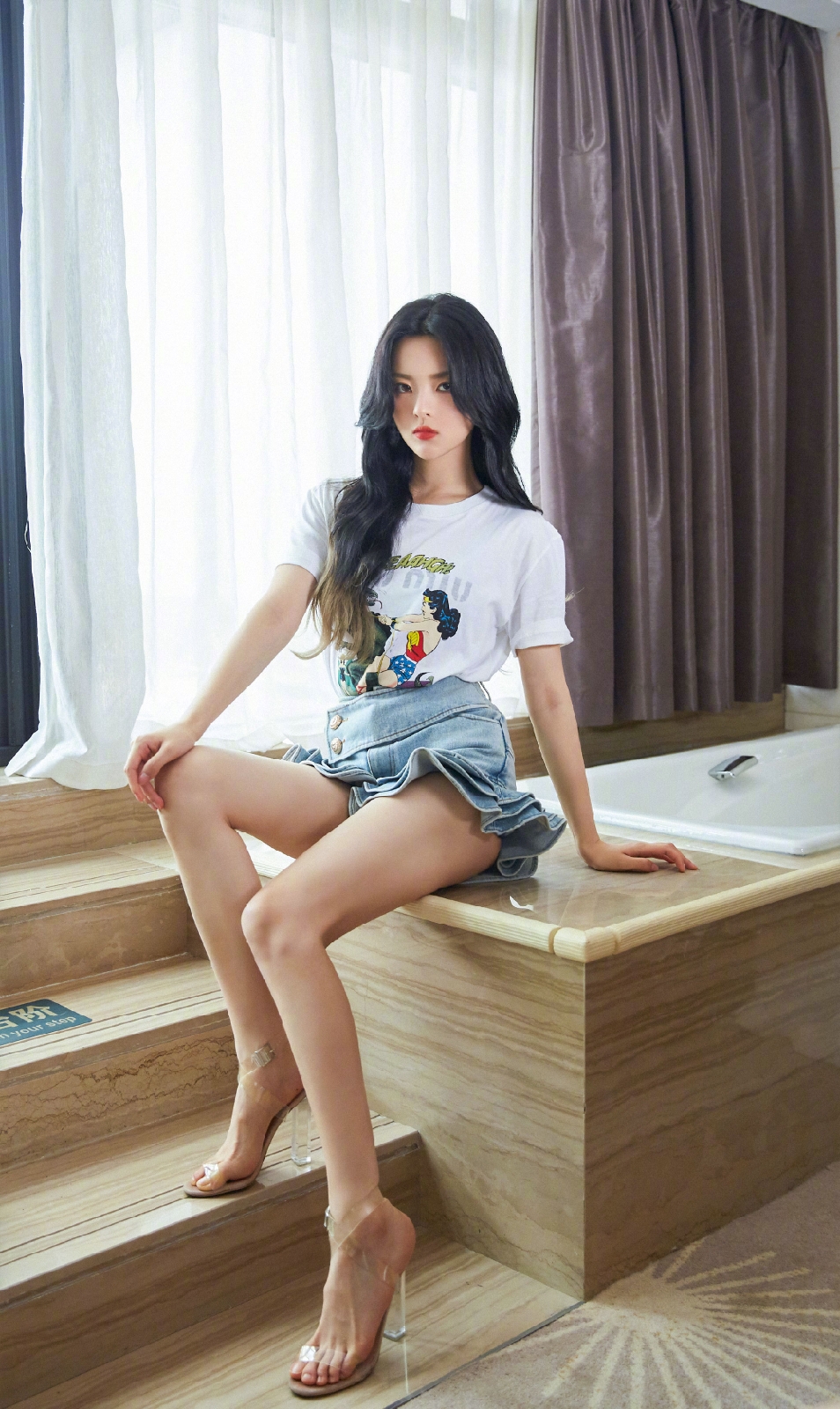 利用牛仔风格打造时髦气质,简约时尚休闲牛仔搭配