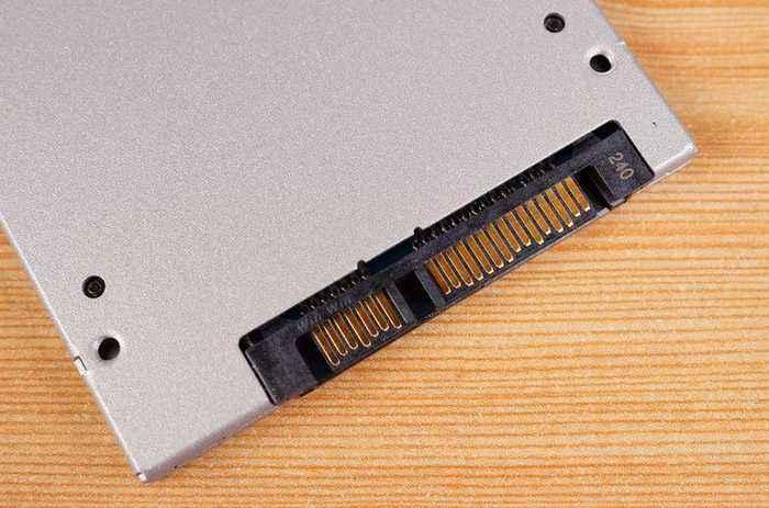 160g固态可以更新win10吗,十年的老电脑装win10精简版还是卡