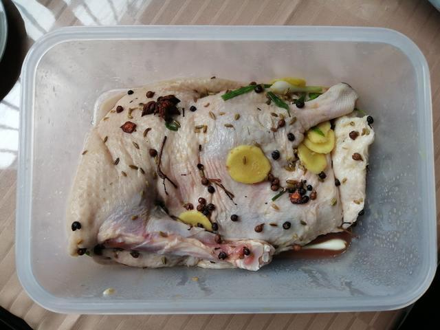 烤鸭如何做皮脆肉嫩肉香,外脆里嫩的烤鸭在家也能做