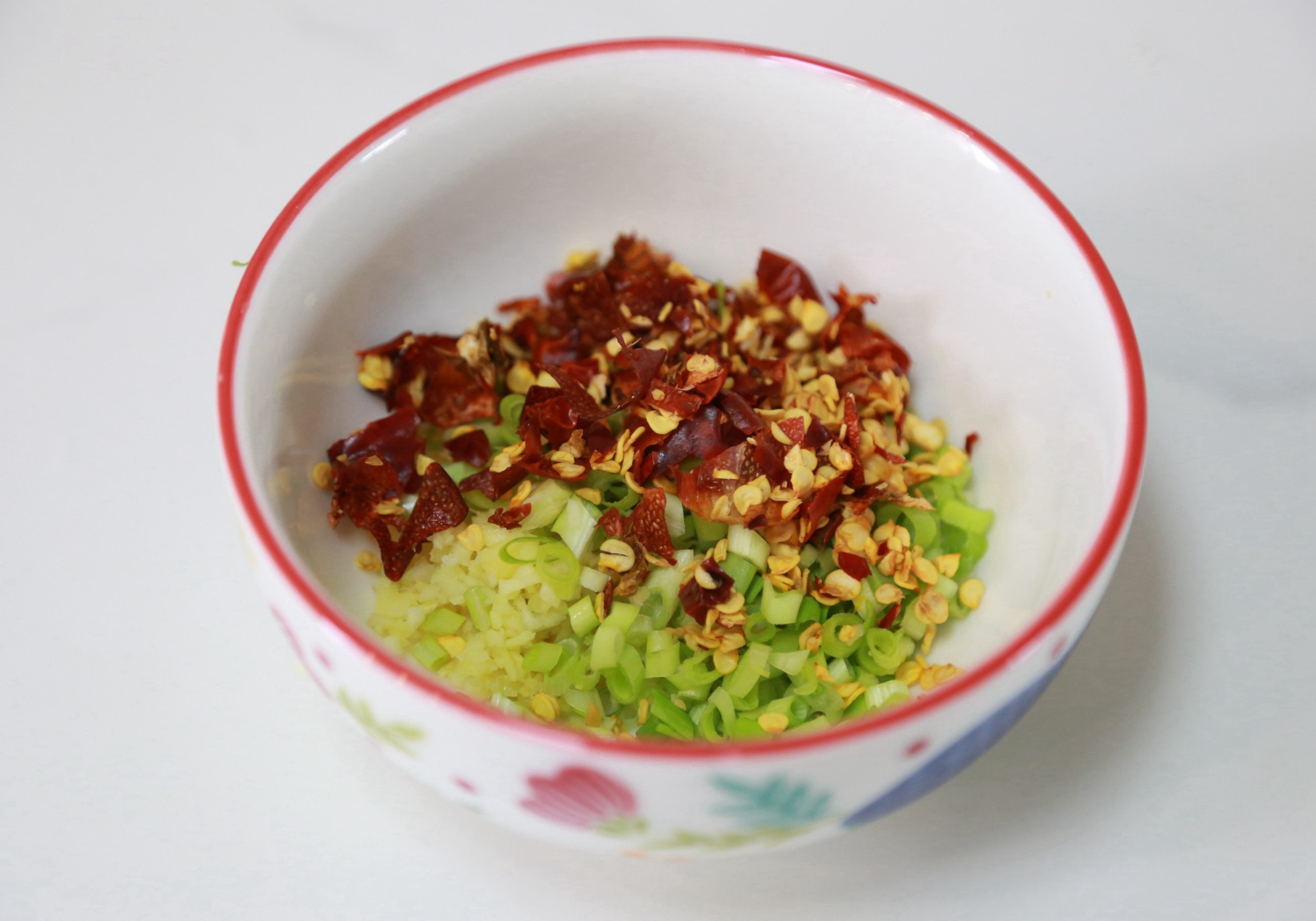 凉拌菠菜粉丝的汁怎么调,凉拌粉丝好吃的六种做法