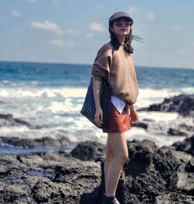 皮裙的高级穿搭,皮裙穿搭秋冬高级到膝盖