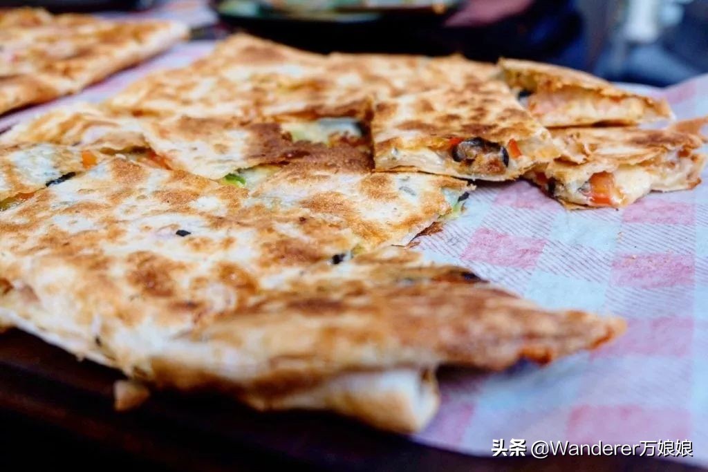 这个国家不会讲自己的母语,疯狂热爱养猫,猫死还要守孝你知道吗