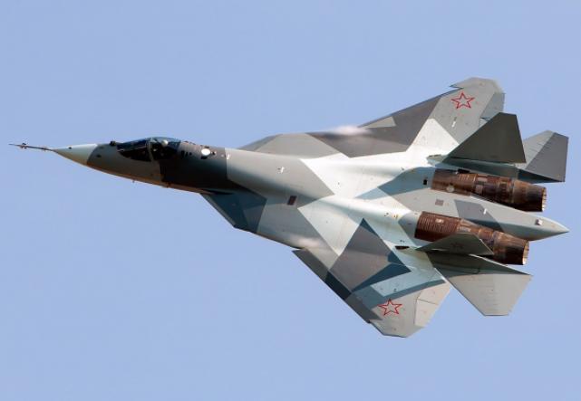 歼20有没有必要买苏57,中国歼20反制轰炸机