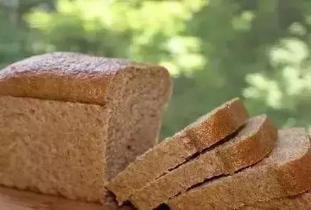 为什么面包店的面包那么香甜松软,为什么有些面包店的面包特别好吃