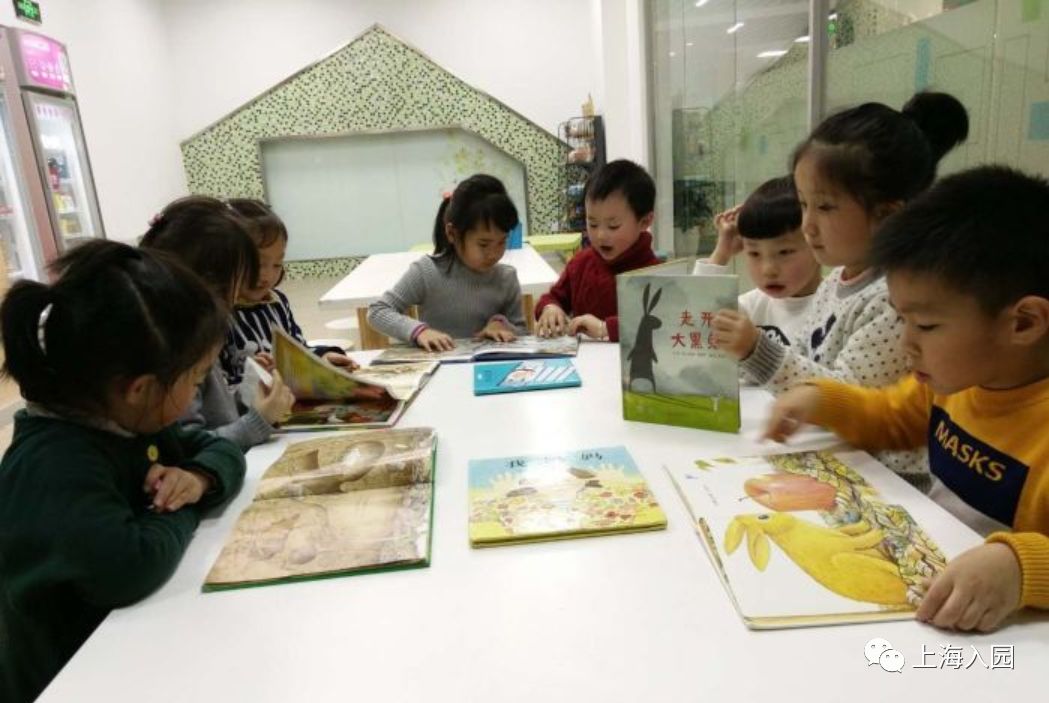 上海幼儿园有晚托班负责接孩子吗,上海双职工幼儿园晚托