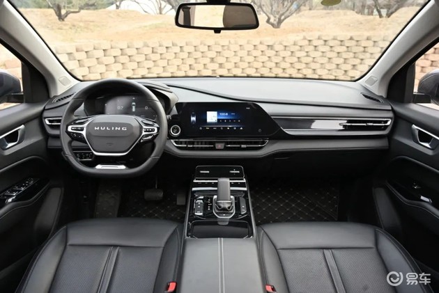 五菱凯捷2.0ldht奢享款评测,大空间五菱七座