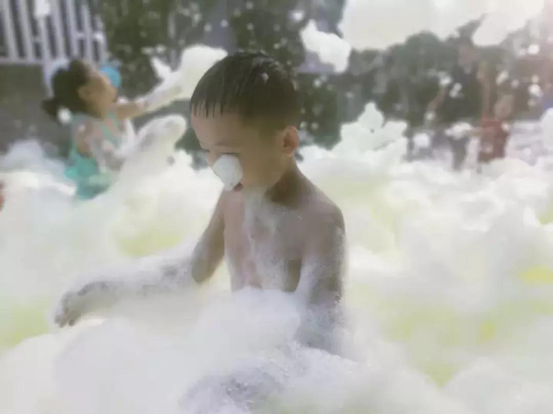 博远大型主题泡泡趴活动圆满完成