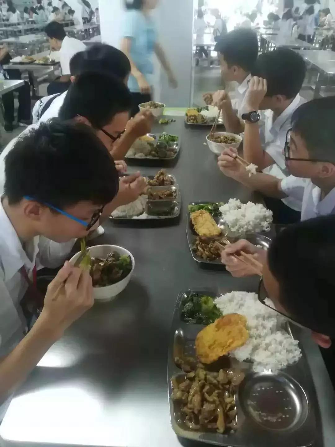 惠州光正实验学校完整版,惠州光正实验学校李梓翔