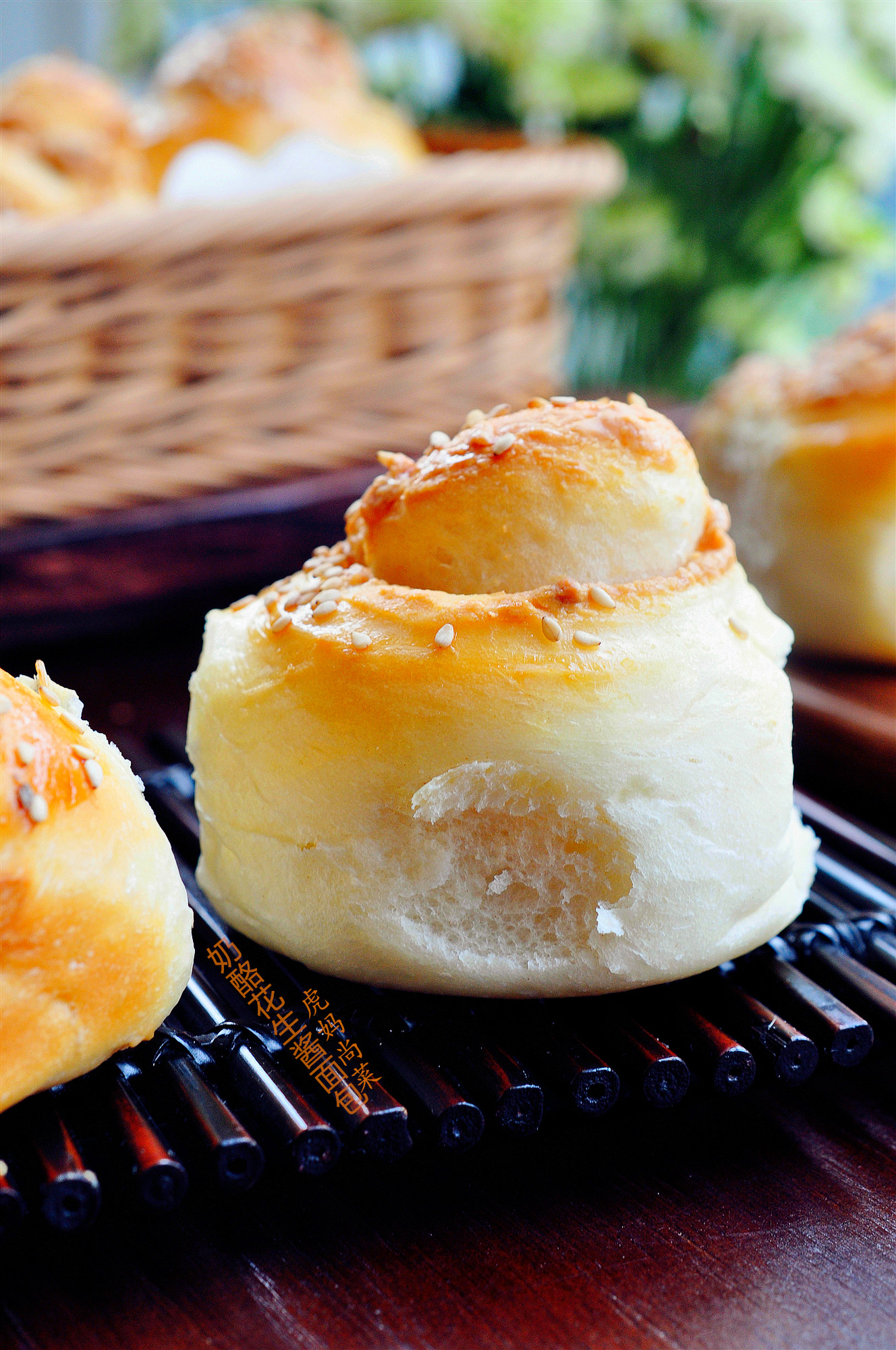 奶香浓郁的早餐小面包，蛋白质丰富又柔软，很适合老年人