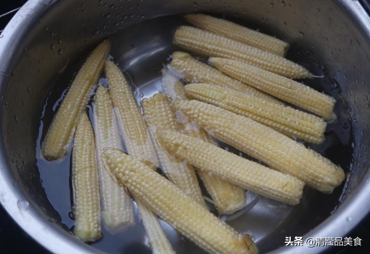 这样做卤鸡爪连骨头都入味，胶原蛋白满满