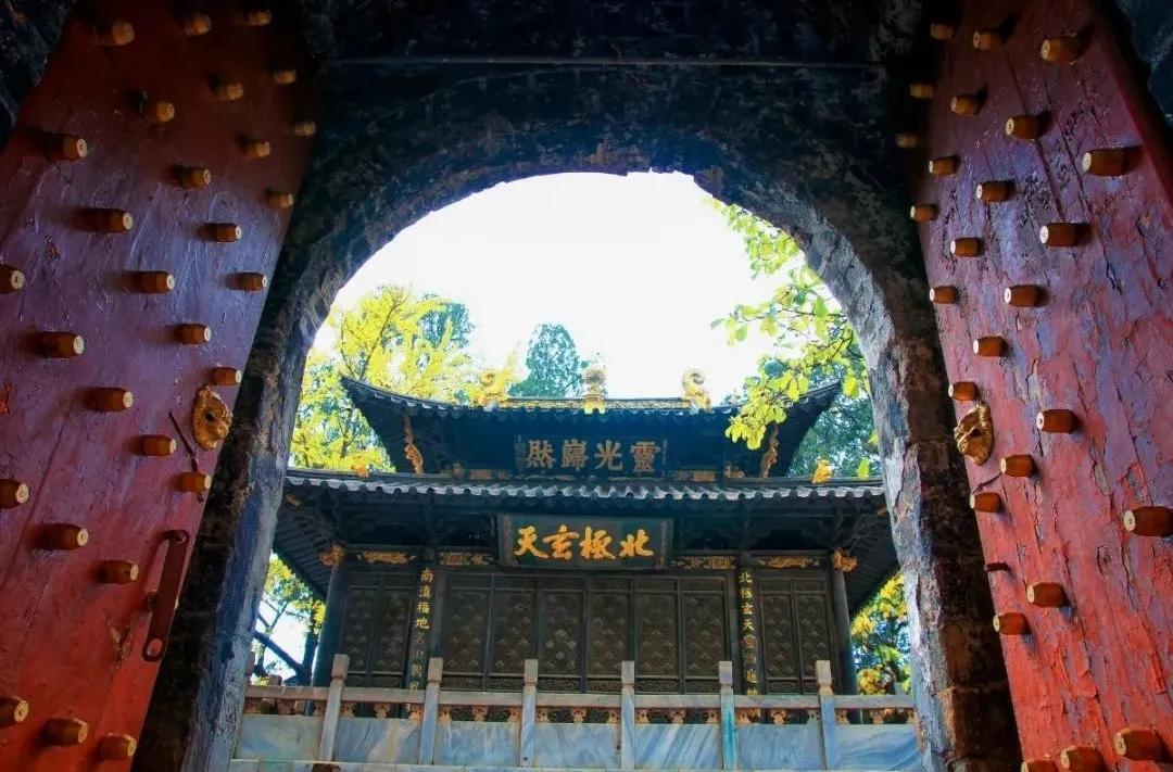 五一哪里去西安机票便宜,八月西安出发哪里机票便宜