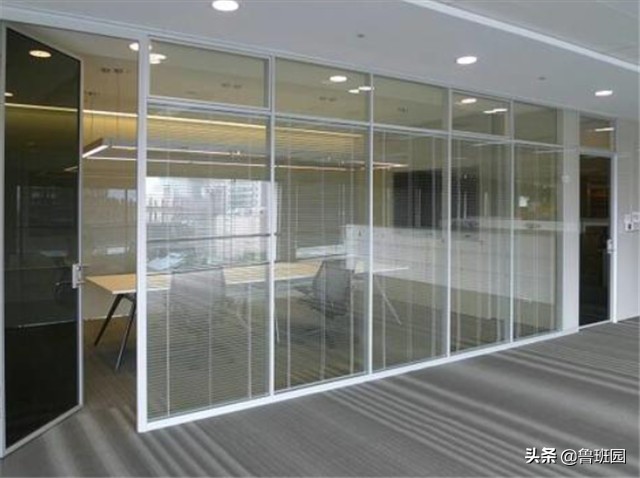 铝合金门窗玻璃胶条怎么安装视频,制作铝合金门窗技术全过程视频