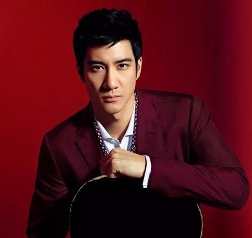 曾经和周杰伦齐名的男歌手,唯一和周杰伦齐名的女歌手