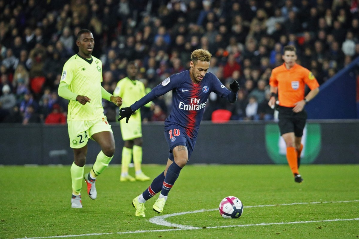 苏亚雷斯梅西内马尔组合对阵c罗,欧洲最厉害双人组