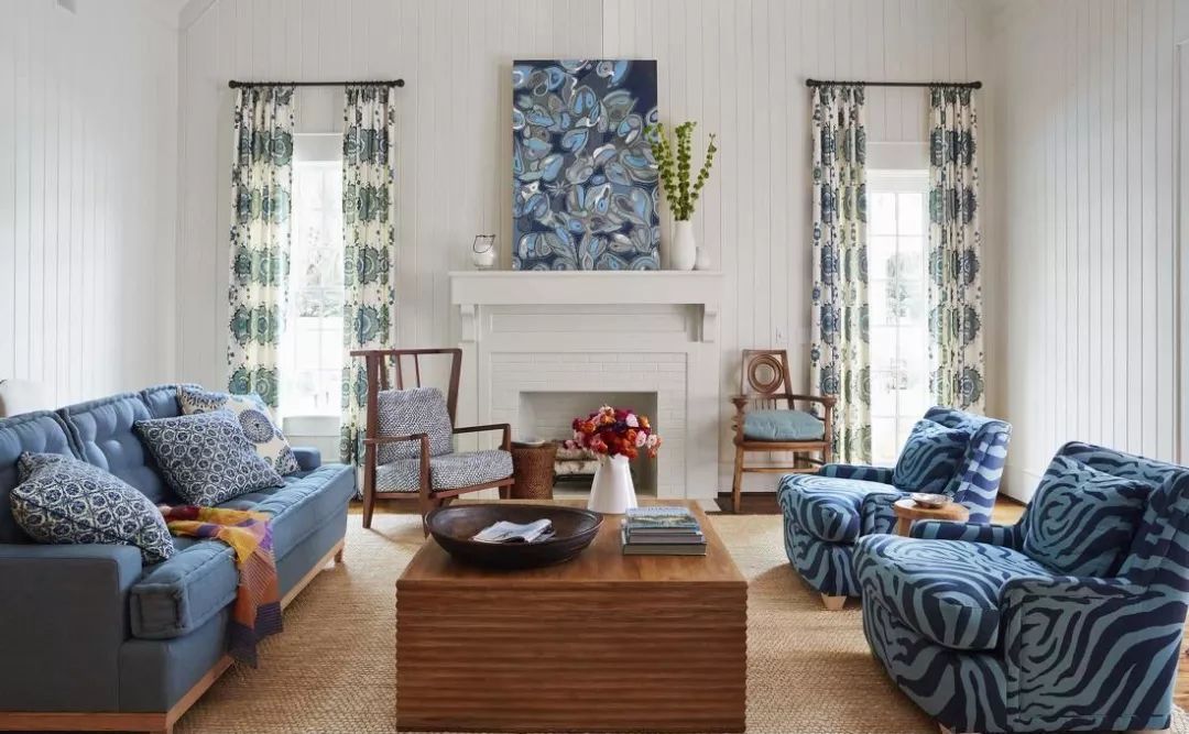 不是落地窗能做推拉窗吗,不是落地窗的阳台能装梦幻窗帘吗