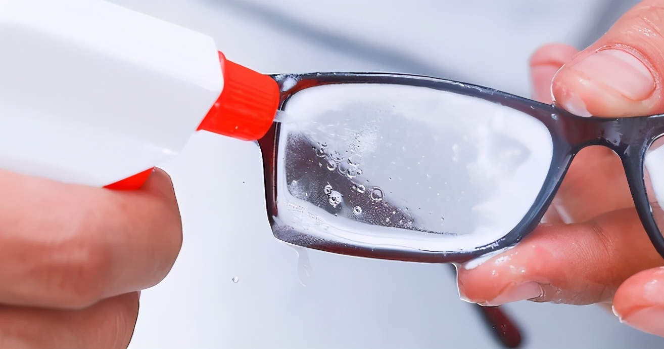 如何修复眼镜刮痕,眼镜划痕修复最佳方法