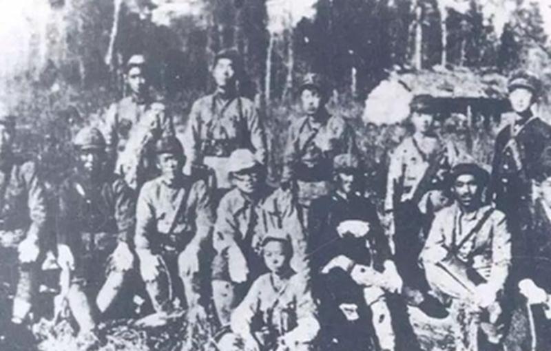 2004年,长春出土一个头骨惊动部队,专家:这是62年前牺牲的英雄