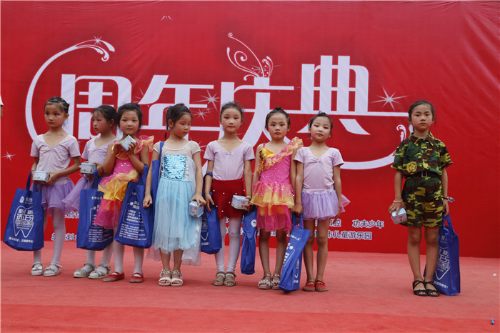 花翎少年宫,华翎舞蹈周年庆典