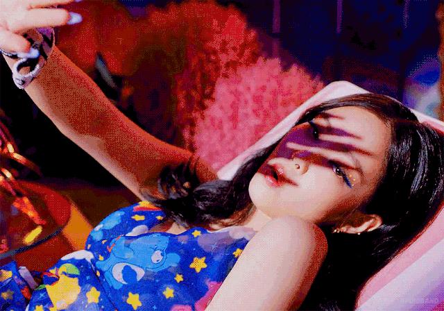 彩色眼线笔日常用法,什么牌子的彩色眼线笔好用