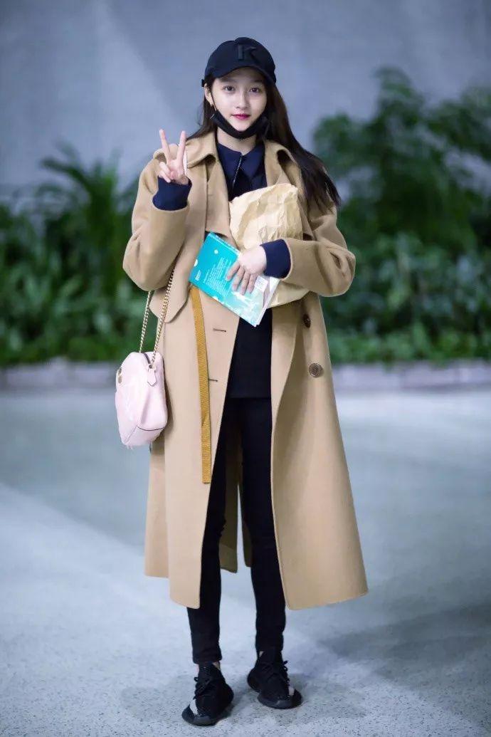 肩宽背厚女生穿搭技巧,肩宽背厚粗壮的女生怎么穿搭