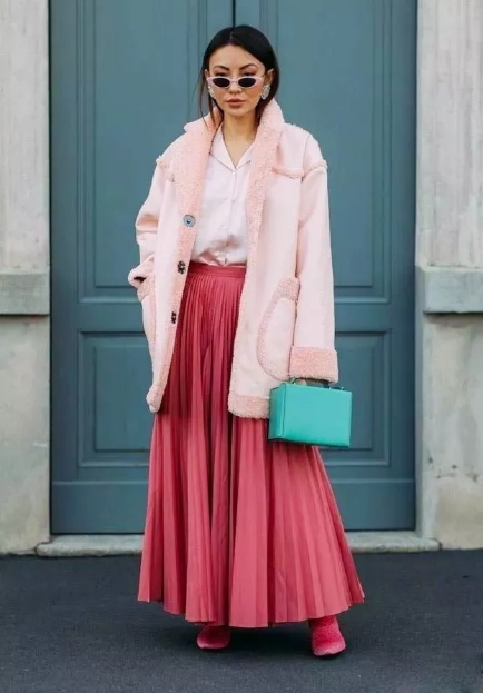 穿这3种流行色显瘦显白 (超显白的时尚潮色)