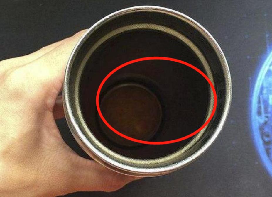 央视曝光夺命杯,央视曝光保温杯倒入热水变毒水