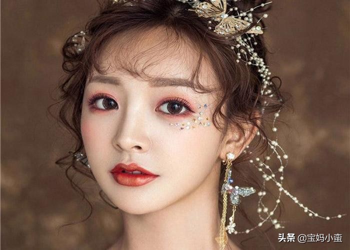 化妆品的正确使用顺序,化妆品的使用顺序和顺口溜