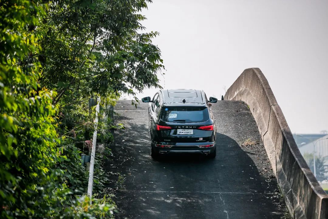 国产造不出好的发动机变速箱,青山工业双离合变速箱