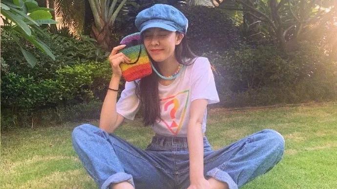 哪个女明星日常衣品最好,最近女明星衣品