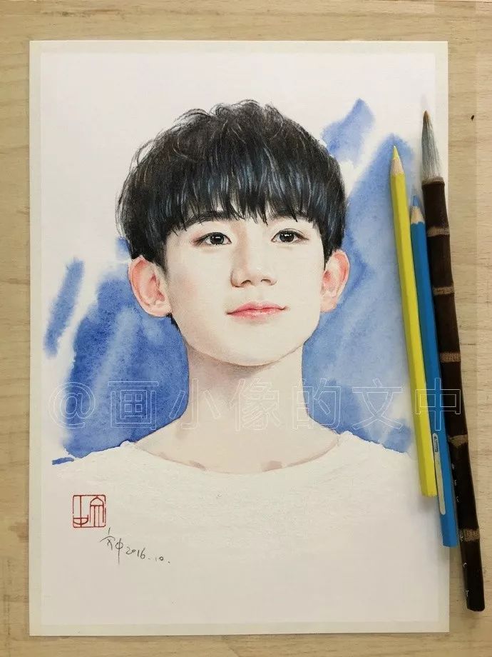 比起打印画,美院毕业的他,笔下这种彩铅水彩画才好看哭了~