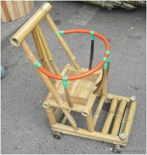 那些关于婴儿车的故事和“事故”，有亲身体会的爸妈都会心一笑