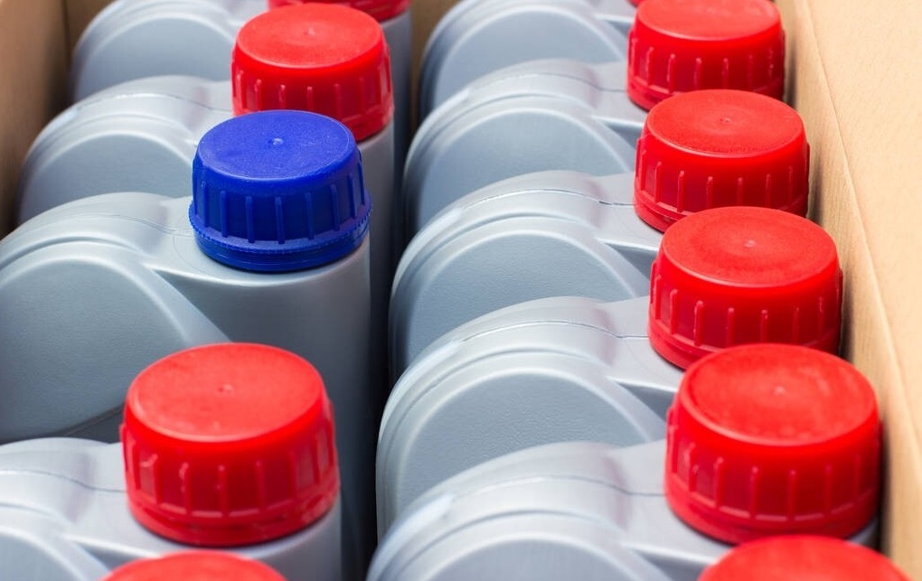 「蓝海众汇」4S店的“原厂机油”能用吗？靠谱的答案来了