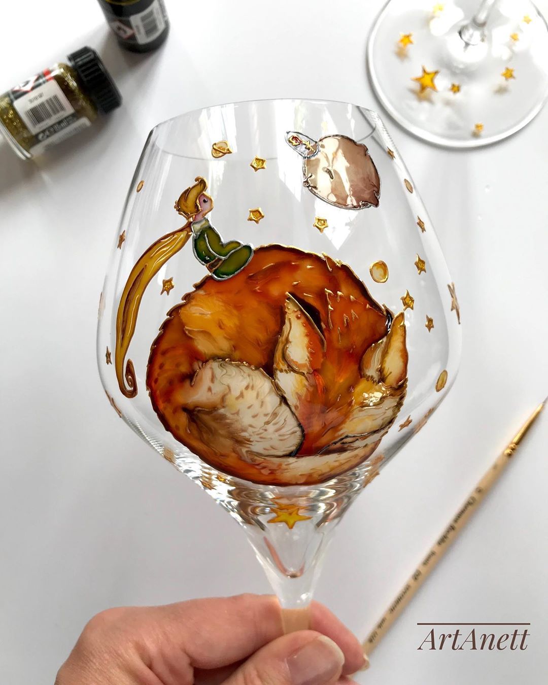 玻璃艺术家代表作品及作品风格,艺术家玻璃艺术品制作