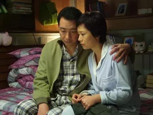 连爱情都没有，谈什么公寓｜一个90后的群租房日记