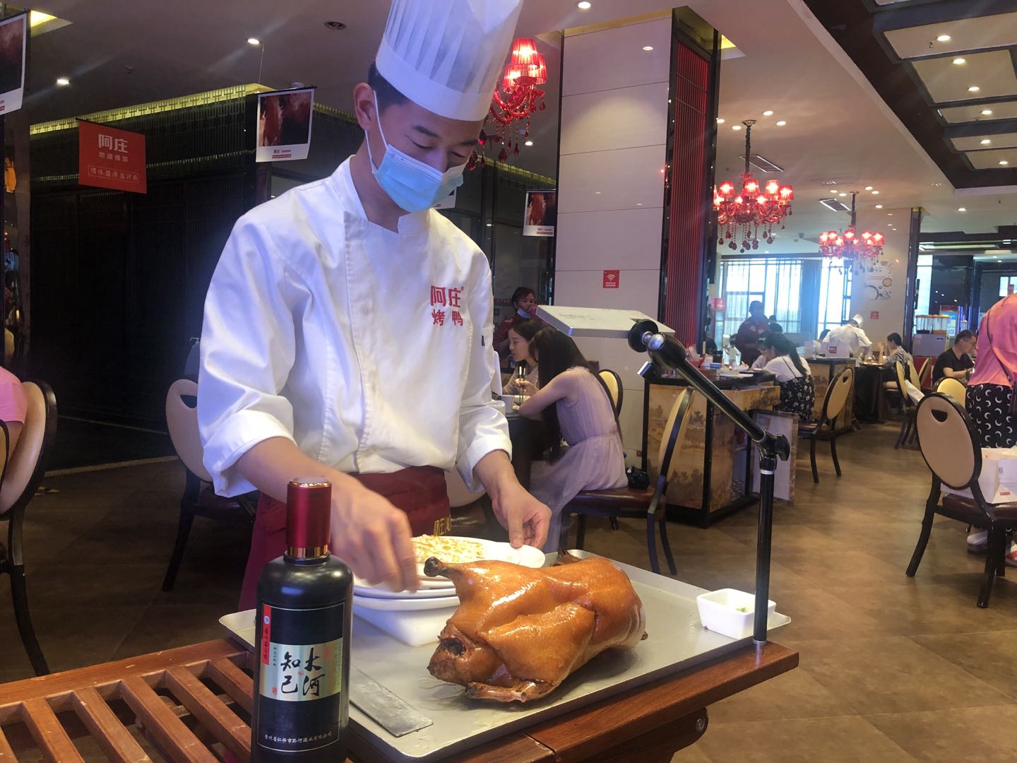 酒局和陌生人怎么说话,陌生酒局如何应对